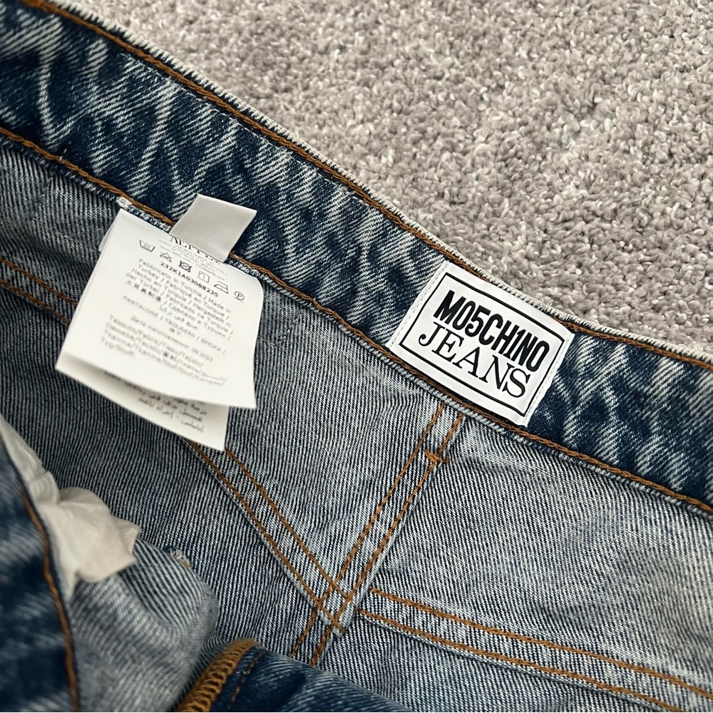 Moschino jeans NWT peace sign and heart - Picture 7 of 9